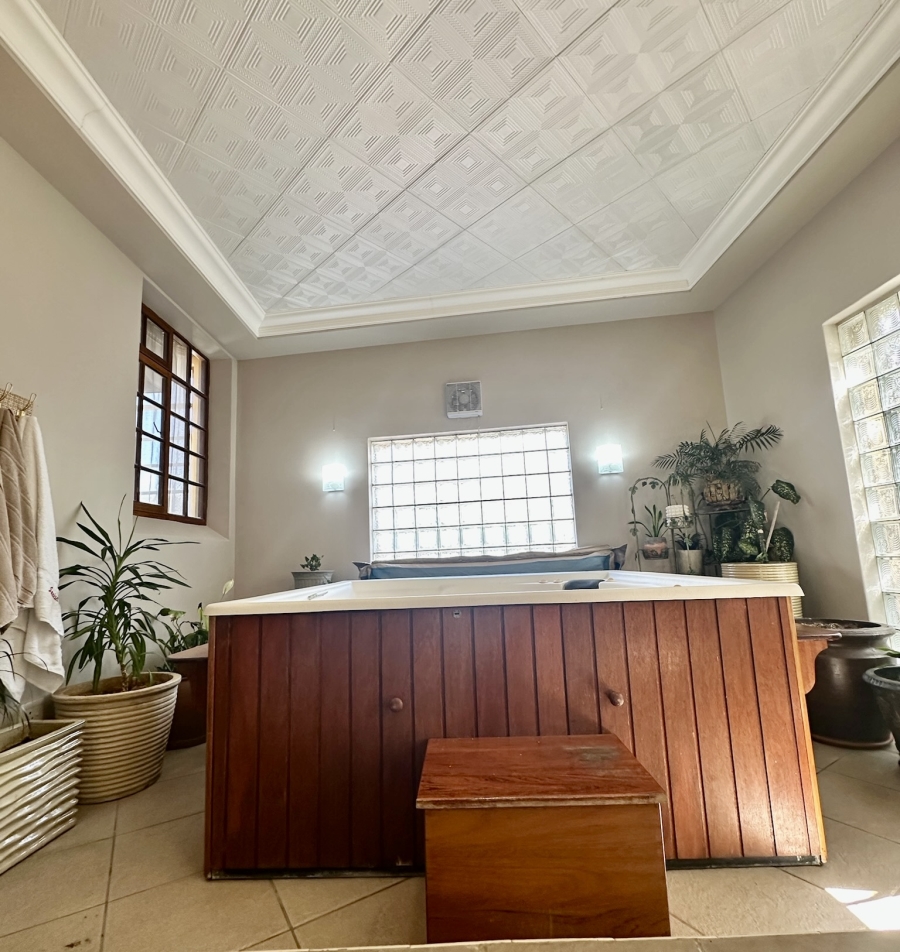 5 Bedroom Property for Sale in Mill Park Eastern Cape